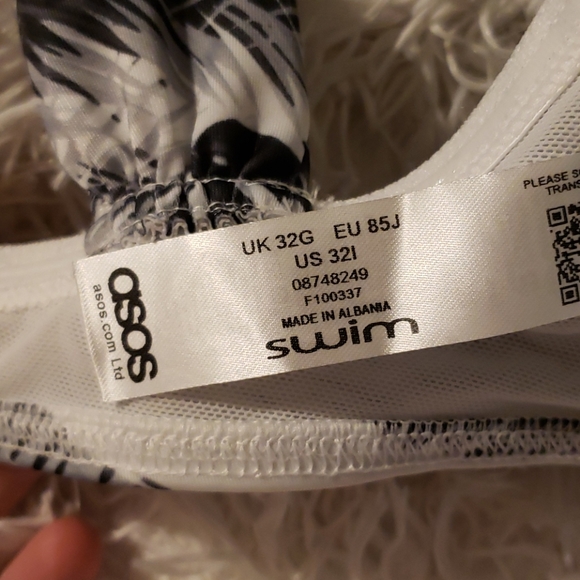 ASOS bikini top - Picture 2 of 2